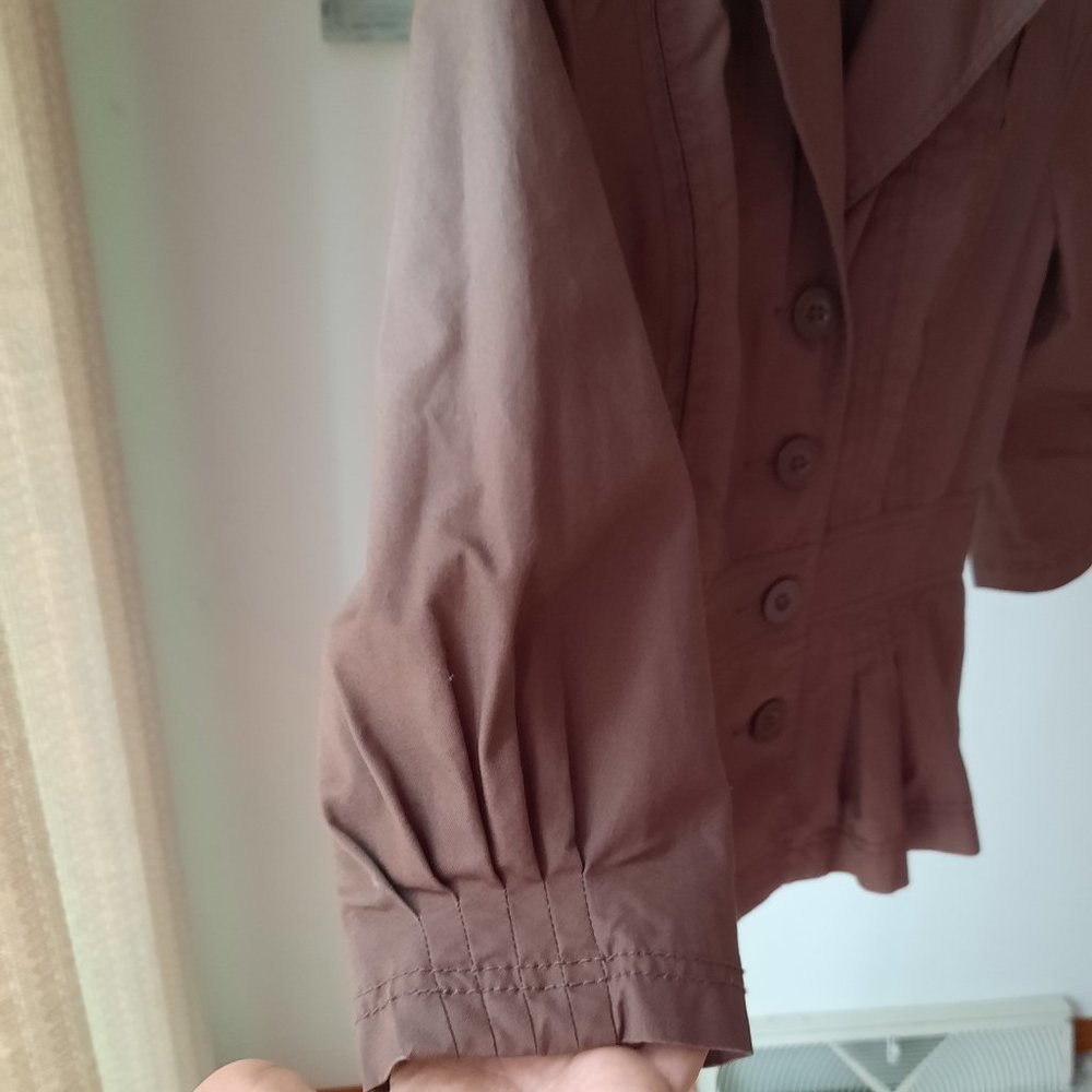 Calvin Klein Jeans brown jacket sz S with pleats at the waist and wrist - Picture 4 of 10